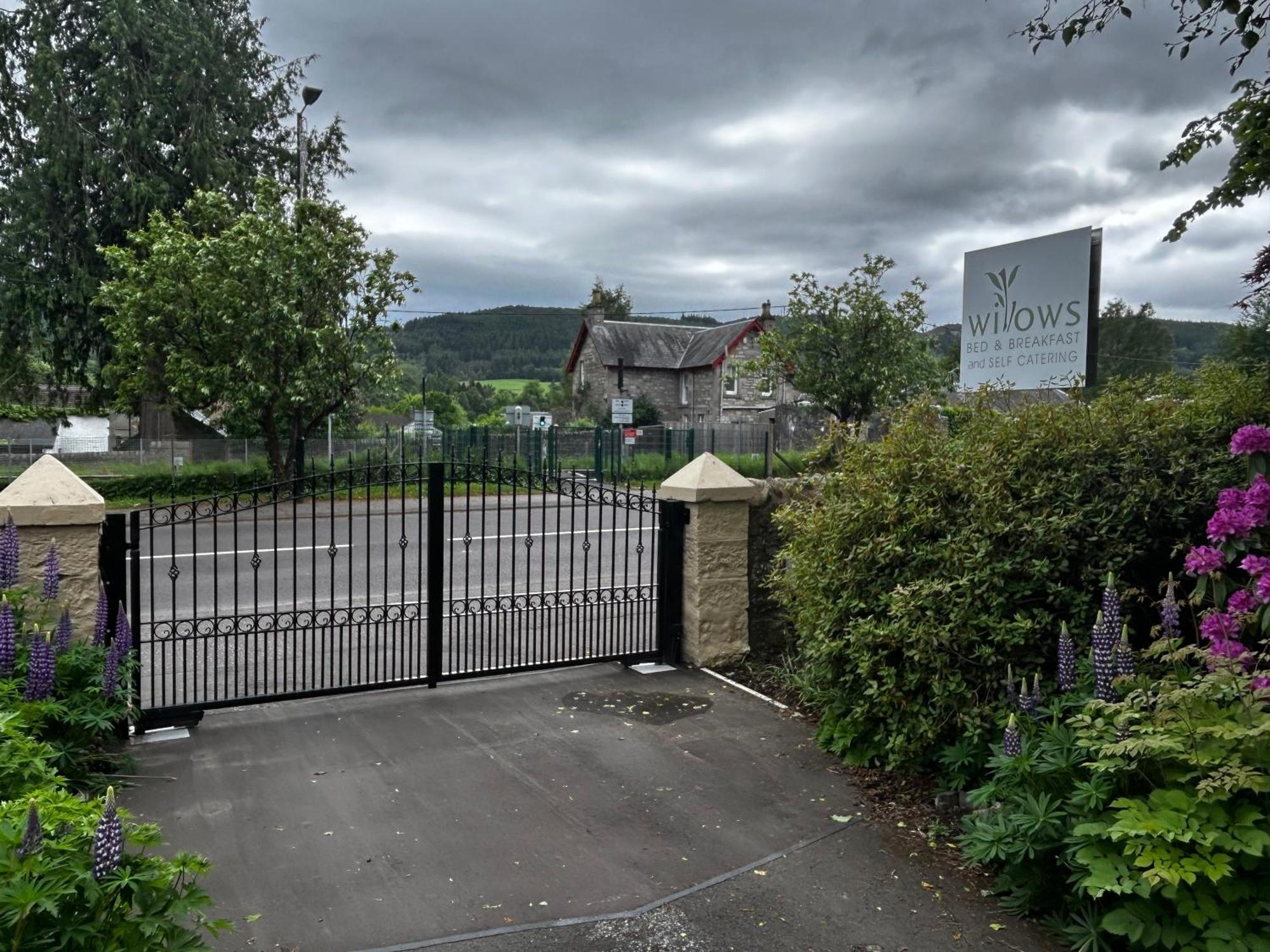 Willows Cottage Pitlochry Eksteriør billede